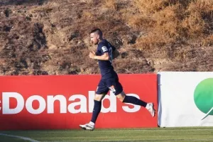 Χαμένα πέναλτι, δοκάρια, τρίποντο για Πάφο και Δόξα σε μπελάδες! (φώτος)
