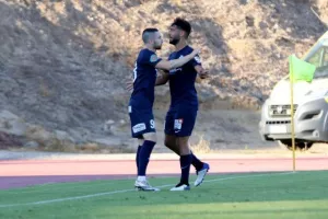 Χαμένα πέναλτι, δοκάρια, τρίποντο για Πάφο και Δόξα σε μπελάδες! (φώτος)