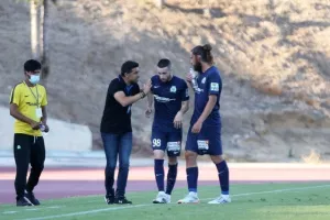 Χαμένα πέναλτι, δοκάρια, τρίποντο για Πάφο και Δόξα σε μπελάδες! (φώτος)