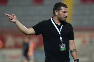 Η Δόξα έριξε 4 γκολ στη Νέα Σαλαμίνα και την έστειλε στη Β΄ Κατηγορία! (φώτος)