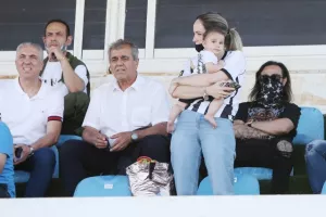 ΠΡΩΤΑΘΛΗΤΡΙΑ με γκολ στο 93' και ιστορική άνοδος!! (φώτος)