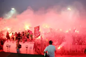 Λήξη στο ΓΣΠ, πανικός στο "Ηλίας Πούλλος" (βίντεο/φώτος)