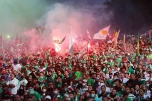 Στο "Ηλίας Πούλλος" και ΑΠΟΘΕΩΣΗ για τους Πρωταθλητές! (ΦΩΤΟΣ/ΒΙΝΤΕΟ)