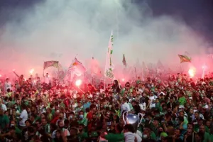 Στο "Ηλίας Πούλλος" και ΑΠΟΘΕΩΣΗ για τους Πρωταθλητές! (ΦΩΤΟΣ/ΒΙΝΤΕΟ)