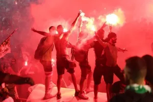 Στο "Ηλίας Πούλλος" και ΑΠΟΘΕΩΣΗ για τους Πρωταθλητές! (ΦΩΤΟΣ/ΒΙΝΤΕΟ)