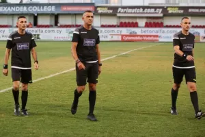 Η Δόξα έριξε 4 γκολ στη Νέα Σαλαμίνα και την έστειλε στη Β΄ Κατηγορία! (φώτος)