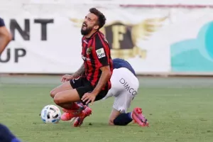 Ανατροπή, καρέ και ΕΛΠΙΔΑ για Ερμή/ Βυσσινί... "ναυάγιο"! (Φώτος)