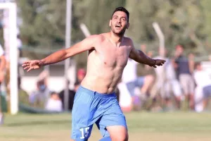 ΠΡΩΤΑΘΛΗΤΡΙΑ με γκολ στο 93' και ιστορική άνοδος!! (φώτος)