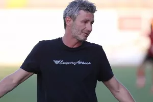 Ανατροπή, καρέ και ΕΛΠΙΔΑ για Ερμή/ Βυσσινί... "ναυάγιο"! (Φώτος)