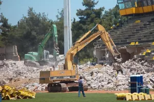 Το τελευταίο αντίο από την ΑΕΚ στο «Ν. Γκούμας» είχε γκολ και ξύλο