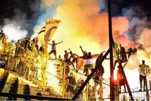 ULTRAS-TIFO.net με ΑΕΛ! 
