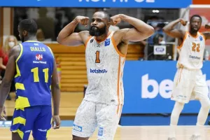 Πήρε το θρίλερ και μια απέχει νίκη από τους τελικούς ο Προμηθέας!