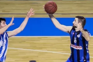 Ανόρθωση και Αχιλλέας αρχίζουν τη μάχη τίτλου