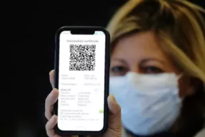 Coronapass: Θα χρειάζεσαι 3 τεστ για ολόκληρη την εβδομάδα