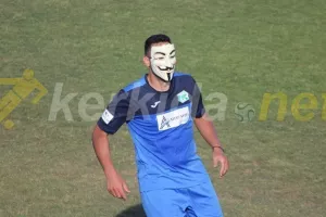 Mε μάσκα V for vendetta ο σκόρερ! (φώτος)