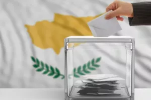 Η καταμέτρηση των ψήφων (Φώτος)