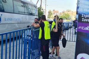 Φώτος/Στο γήπεδο η ΑΕΚ