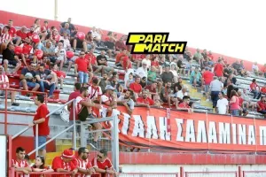 Θέλει και η Νέα Σαλαμίνα κόσμο στο γήπεδο!