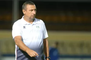 Κλείνει Τούτιτς…