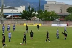 Μπουνιά εν ψυχρώ! (βίντεο) 