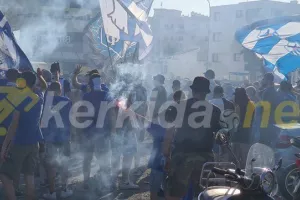 "Ολα μπλε" στο πάρκινγκ του "Α. Παπαδόπουλος"! (φώτος)
