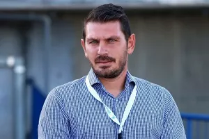 Σημειώστε.../Προπονητής