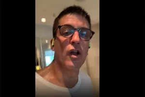 Νέο σόου Τόρνα: «Εσένα τι σε σταματά; Τζιμούντε τα μωρά»
