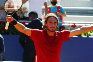 Στα ημιτελικά του Lyon Open ο Στέφανος