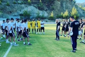 ΦΩΤΟΣ/Δουλειά στις Πλάτρες, μέσα ο Λόρια