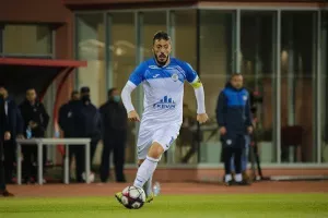 (Αντίπαλος ΑΕΛ) ΚΤΥΠΑΕΙ... Agim Ibraimi