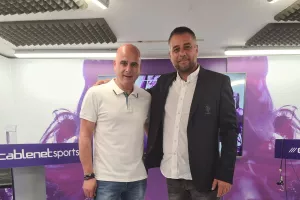 Τιμούρ/"Καυστικός, αποκαλυπτικός, με χιούμορ..."