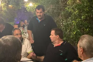Πάντα δίπλα στην ΠΑΕΕΚ/Βιολέτης