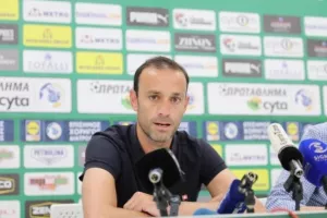 Αναλύει το πλάνο του ο Νταβίντ Καταλά
