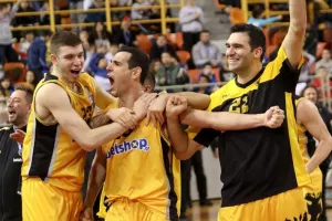Μαυροειδής για Ζήση: «Παράδειγμα για όλους, μέσα κι έξω από το παρκέ»