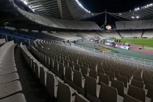 Αντίστροφή μέτρηση για επιστροφή του κόσμου στα ελληνικά γήπεδα!
