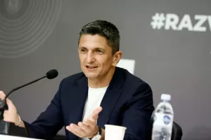 Ο Λουτσέσκου αποφασίζει για τις μεταγραφές στον ΠΑΟΚ