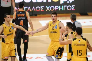 Κέρδος 25.000 ευρώ για την ΑΕΚ