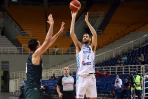 Προληπτικά εκτός 12άδας με Σερβία ο Παπαγιάννης