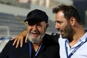 Δεν κοιμάται!
