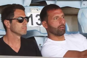 Απαντήσεις...