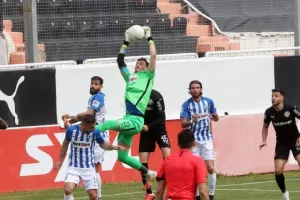 Πεντάδα αποχωρήσεων στον Ατρόμητο