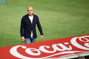 Ξεχώρισε "δυνατές" περιπτώσεις στο "9" ο Τιμούρ!