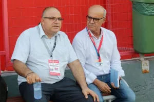 Υπόκλιση…