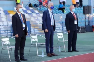 ΦΩΤΟΣ / Εξαιρετική η πρώτη μέρα για την Κύπρο 