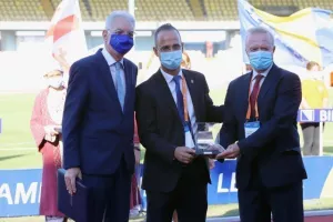 ΦΩΤΟΣ / Εξαιρετική η πρώτη μέρα για την Κύπρο 