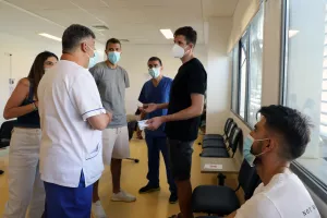 Ομόνοια/Νέες φώτος από τον εμβολιασμό