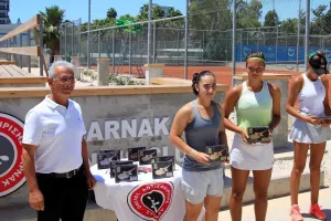 Σάρωσαν τους τίτλους οι κύπριοι αντισφαιριστές