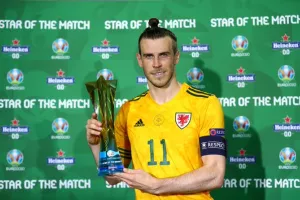 Star... ο Μπέιλ!
