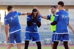 (ΦΩΤΟΣ) Μέσα Κατσαντώνης - Έκτορας Κυπριανού/ ΕΚΤΟΣ ο Λαΐφης (Η αποστολή της Εθνικής) 