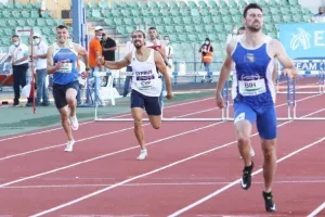 ΦΩΤΟΣ / Εξαιρετική η πρώτη μέρα για την Κύπρο 